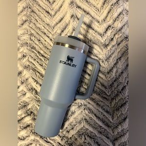 40 oz. stanley cup